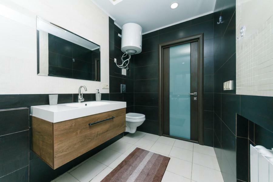 Hotrent City Kijev Kültér fotó
